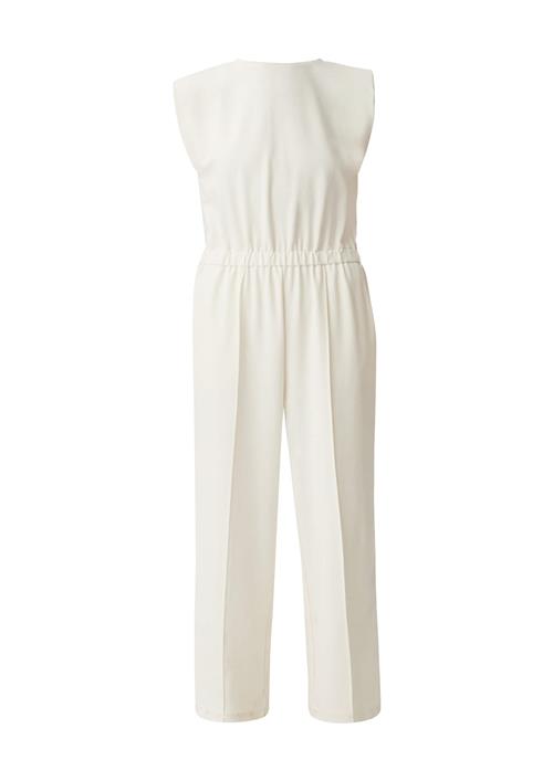 Se comma casual identity Jumpsuit  creme ved About You