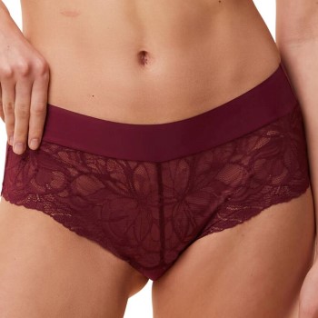 Triumph Trusser Body Make-Up Illusion Lace Shorty Vinrød  36 Dame