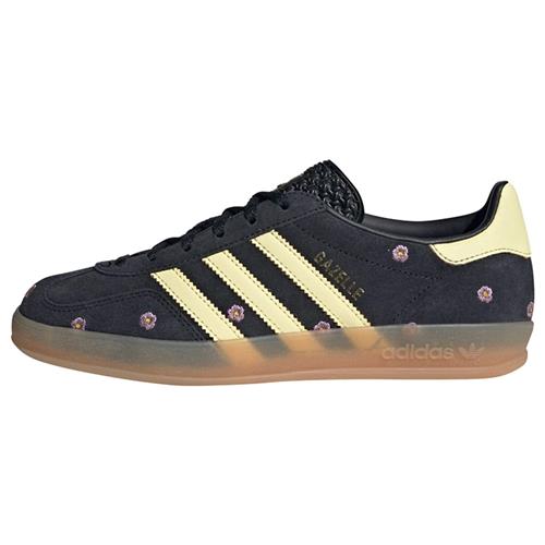 Se ADIDAS ORIGINALS Sneaker low 'Gazelle'  lysegul / lyserød / sort ved About You