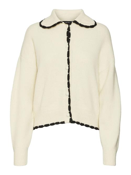 Se VERO MODA Cardigan 'LOULOU'  beige / sort ved About You