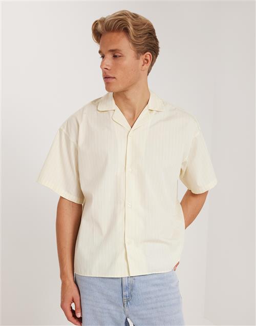 Jack & Jones Jorboxy Poplin Stripe Shirt Ss Styd Kortærmede skjorter Beige