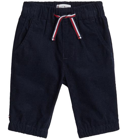 Se Tommy Hilfiger Fløjlsbukser - Desert Sky ved KidsWorld