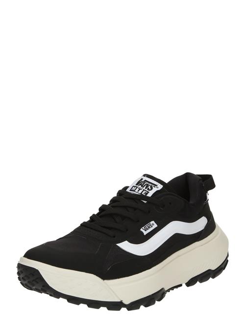 Se VANS Sneaker low 'MTE Crosspath'  sort / hvid ved About You