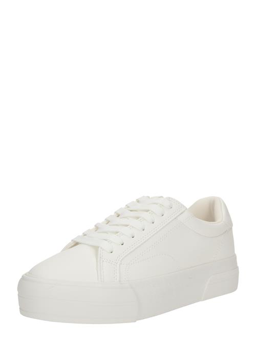 Se Bershka Sneaker low  hvid ved About You