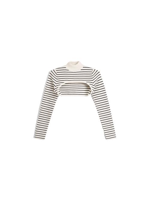 Se Bershka Pullover  sort / naturhvid ved About You