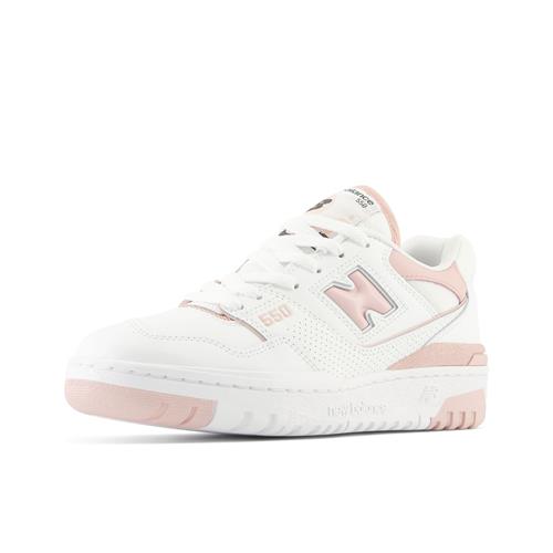 Se new balance Sneaker low '550'  pastelpink / hvid ved About You