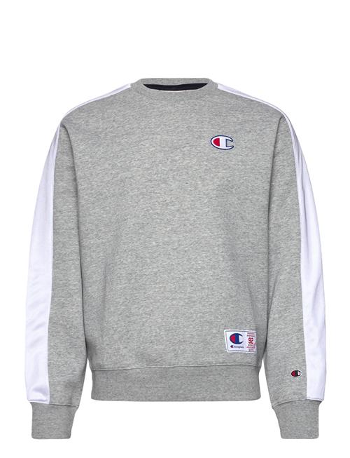 Se Champion Crewneck Sweatshirt Champion Grey ved Booztlet