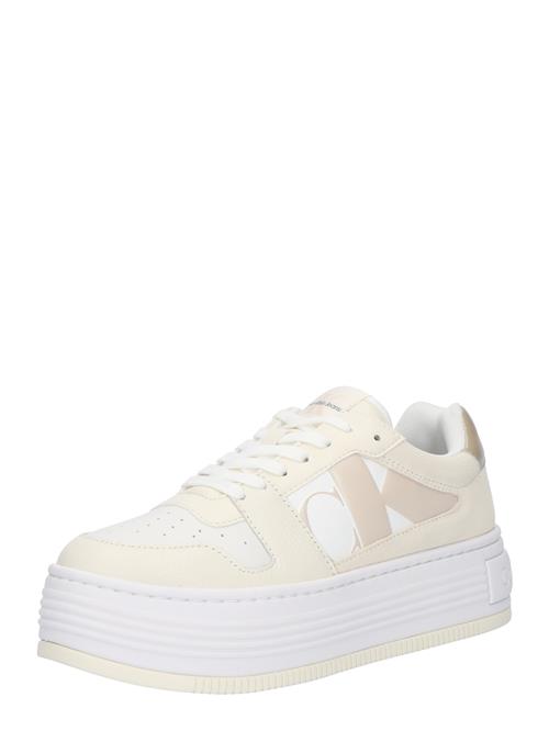 Se Calvin Klein Jeans Sneaker low  nude / lysebeige / mørkebeige / hvid ved About You