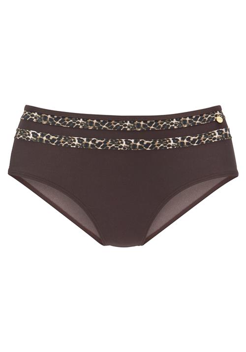 Se LASCANA Bikinitrusse  beige / brun / choko ved About You