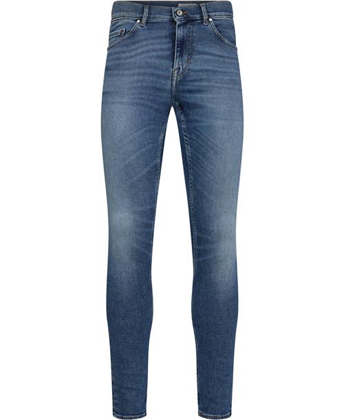 Se Tiger of Sweden Evolve Mand Dust Blue Jeans Str 34/32 - hos Magasin ved Magasin