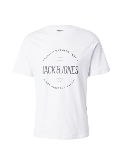 Se JACK & JONES Bluser & t-shirts 'JPRBLAASTON'  mørkegrå / hvid ved About You