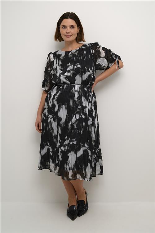 Kaffe Curve Kcliva Midi Dress Kvinde Black/grey Blurry Graphics Midi Kjoler Str 42 - Polyester hos Magasin