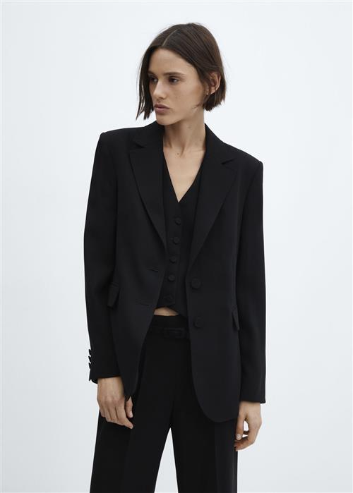 Se MANGO Straightfit Suit Jacket Kvinde Black Blazere Str XS - hos Magasin ved Magasin