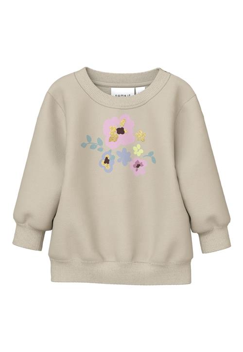 Se NAME IT Sweatshirt 'NBFVRILLIE'  beige / lyseblå / gul / blomme ved About You