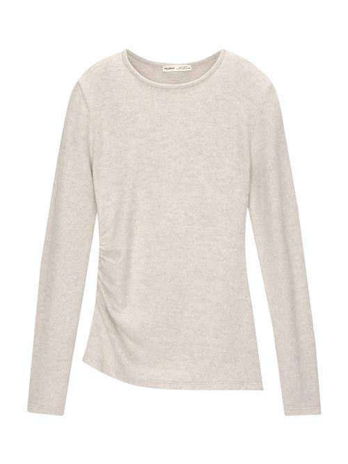 Se Pull&Bear Pullover  sand ved About You