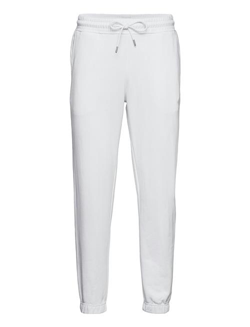 Se Hanger by Holzweiler Hanger Trousers Hanger By Holzweiler White ved Booztlet