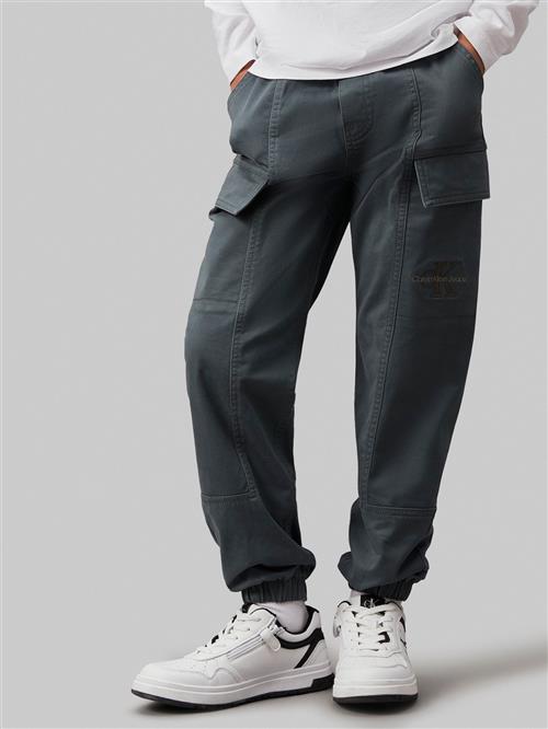 Se Calvin Klein Essential Woven Cargo Pants Str 10 år - Psl Bukser hos Magasin ved Magasin