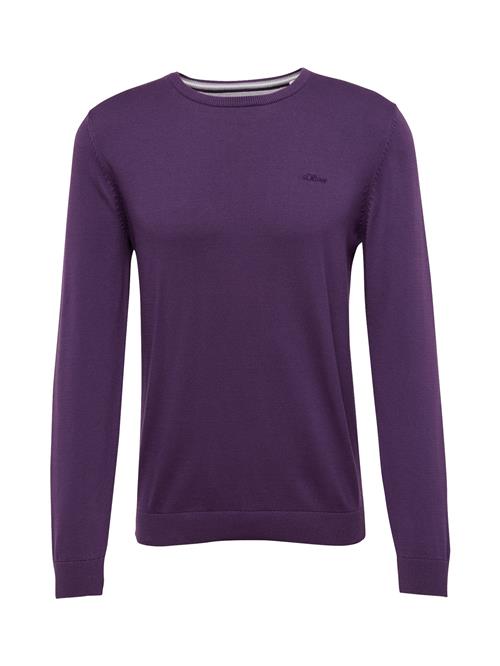 Se s.Oliver Pullover  aubergine ved About You