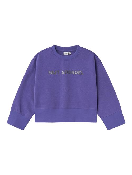 Se NAME IT Sweatshirt  mørkelilla / sølv ved About You