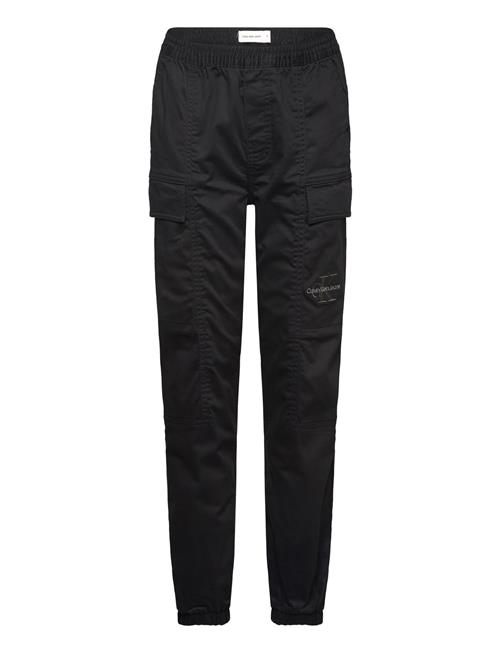 Se Calvin Klein Essential Woven Cargo Pants Calvin Klein Black ved Booztlet