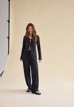 BUBBLEROOM Pleated Wide Trousers Black L