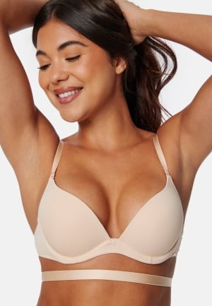 Se DORINA Michelle Push Up Multiway Plunge BE0001-Beige 90C ved Bubbleroom