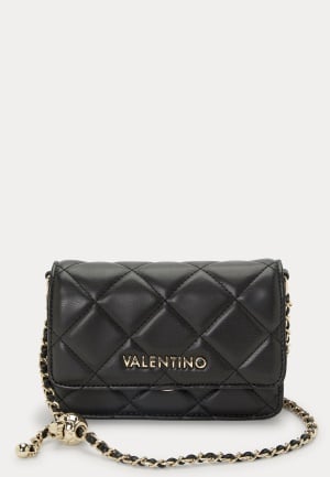 Se Valentino Ocarina Flap Bag Nero Onesize ved Bubbleroom