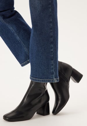 Se ONLY Onlbrielle-1 Pu Heeled Boot Black 41 ved Bubbleroom