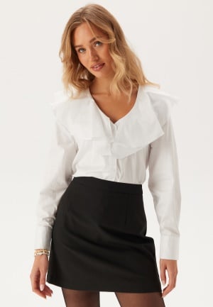 Se SELECTED FEMME Slfisobel Ls Ruffled Shirt Bright White 42 ved Bubbleroom