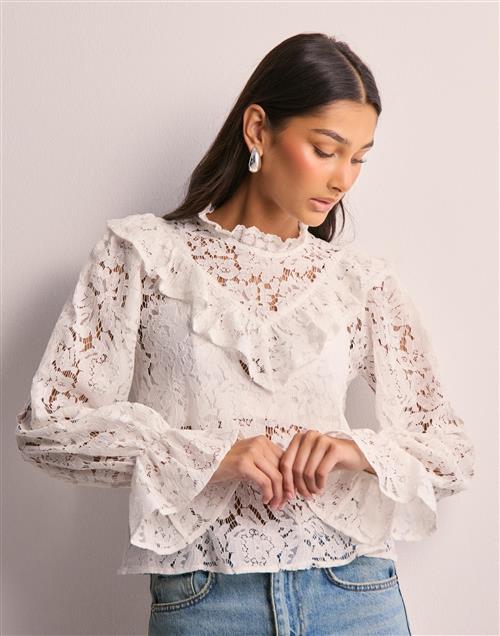 Nelly - Hvid - Delicate Lace Blouse