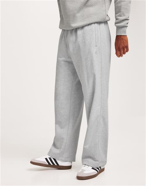 Adidas Originals P Ess Wide Pt Joggingbukser Grå