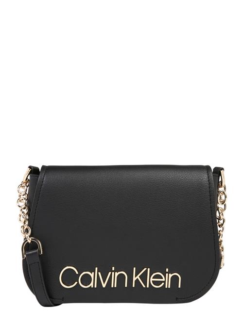 Calvin Klein Skuldertaske 'DRESSED UP XBODY'  sort