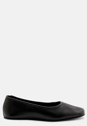 Se SELECTED FEMME Slfelia leather ballerina Black 39 ved Bubbleroom