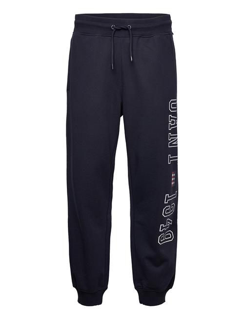 GANT D.2 Retro Shield Sweatpants GANT Navy