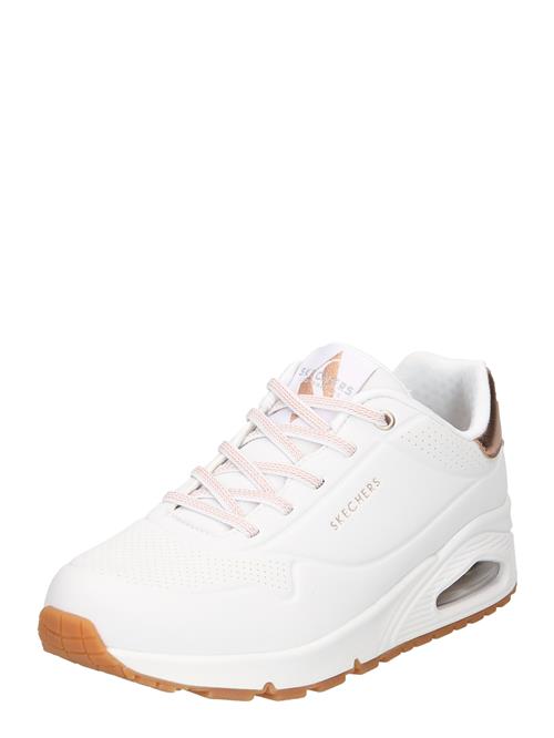 Se SKECHERS Sneaker low 'Uno'  rosa guld / hvid ved About You