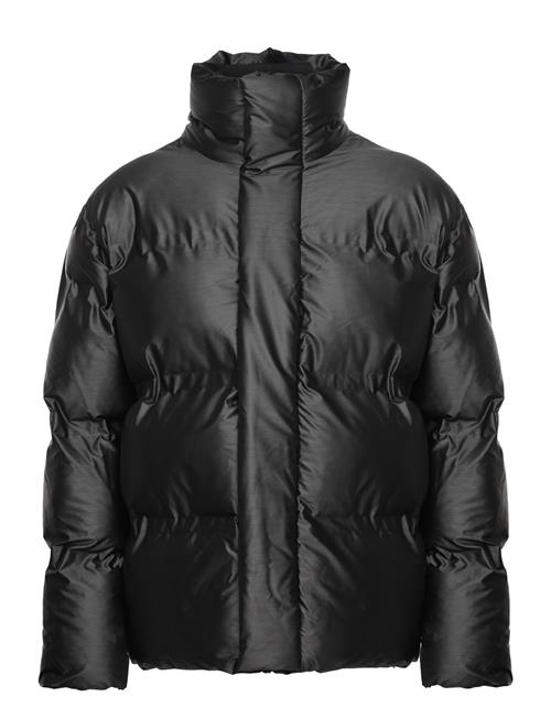 Se Rains Bator Puffer Jacket W3T3 Rains Black ved Booztlet