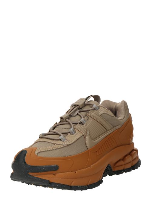 Se Nike Sportswear Sneaker low  brun ved About You