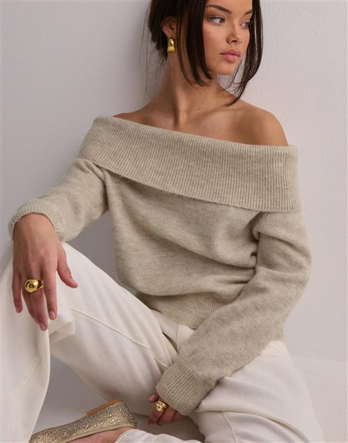 Se Selected Femme - Beige - Slflulu Off Shoulder Knit ved Nelly