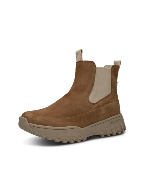 Se WODEN Chelsea Boots  creme / karamel ved About You