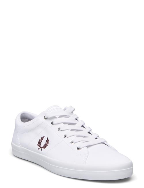 Se Fred Perry Baseline Twill Fred Perry White ved Booztlet