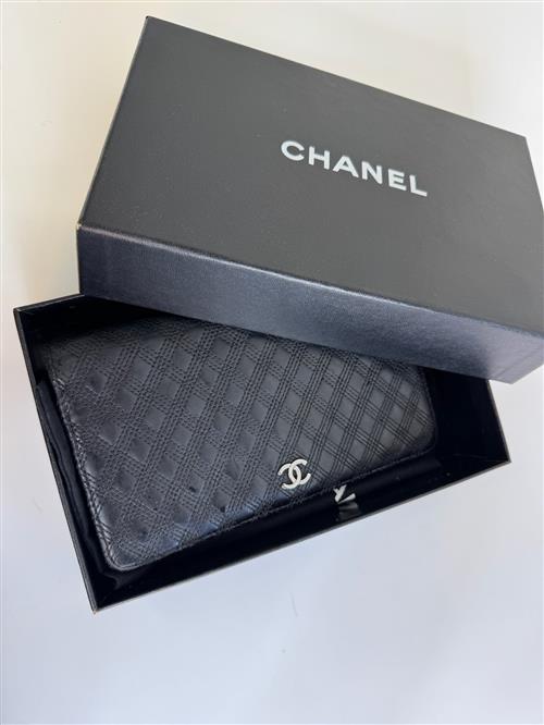 Chanel - Bifold wallet - Pung - Secondhand