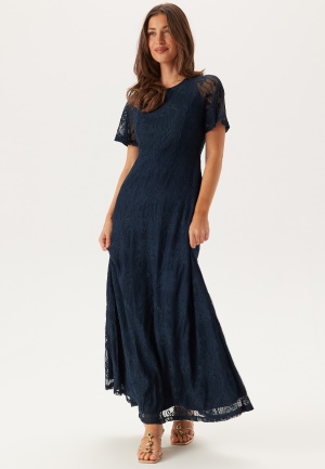 Se VILA Vifemma S/S LACE DRESS - NOOS  Navy Blazer L ved Bubbleroom