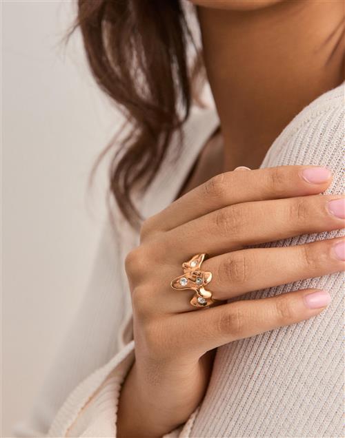 Se Pilgrim - Guld - Sunset Ring ved Nelly