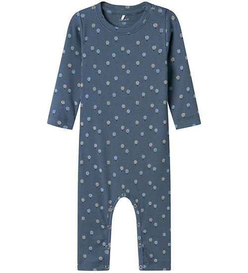 Se Name It Heldragt - Rib - NbmKaboon - China Blue m. Luftballoner ved KidsWorld