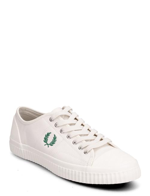 Fred Perry Hughes Low Canvas Fred Perry White