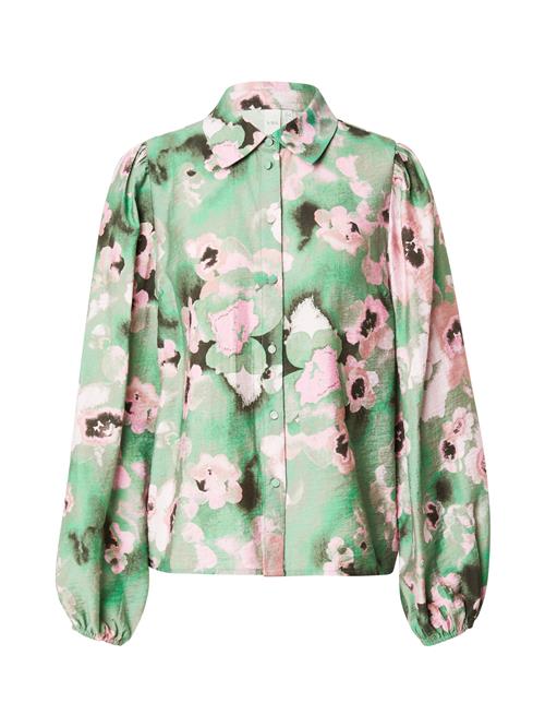 Se YAS Bluse 'YASWINGY'  mint / lyserød / sort ved About You