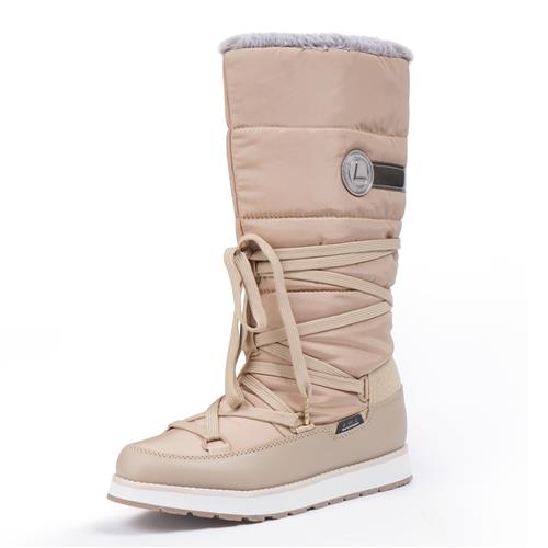 Se LUHTA Snowboots 'Tahtova Ms'  pudder / sølv ved About You