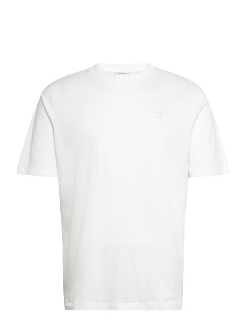 Se Hmlpulse T-Shirt Hummel White ved Booztlet