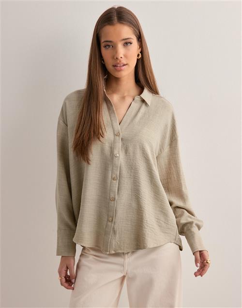 Vero Moda - Beige - Vmmelaney Queeny Ls Shirt Wvn Noos