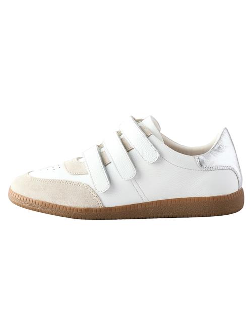 Se Next Sneaker low 'Forever Comfort'  beige / sølv / hvid ved About You